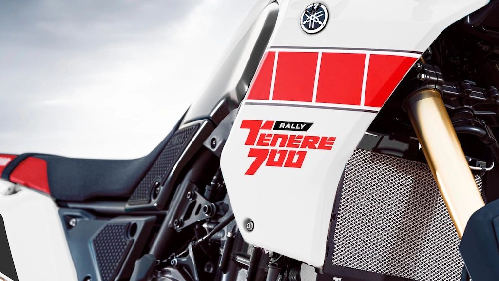 Không phải là sportbike, Yamaha Tenere 700 Rally vẫn có tem đấu Speed Block GP như R-Series cùng loạt option đắt giá ảnh 9