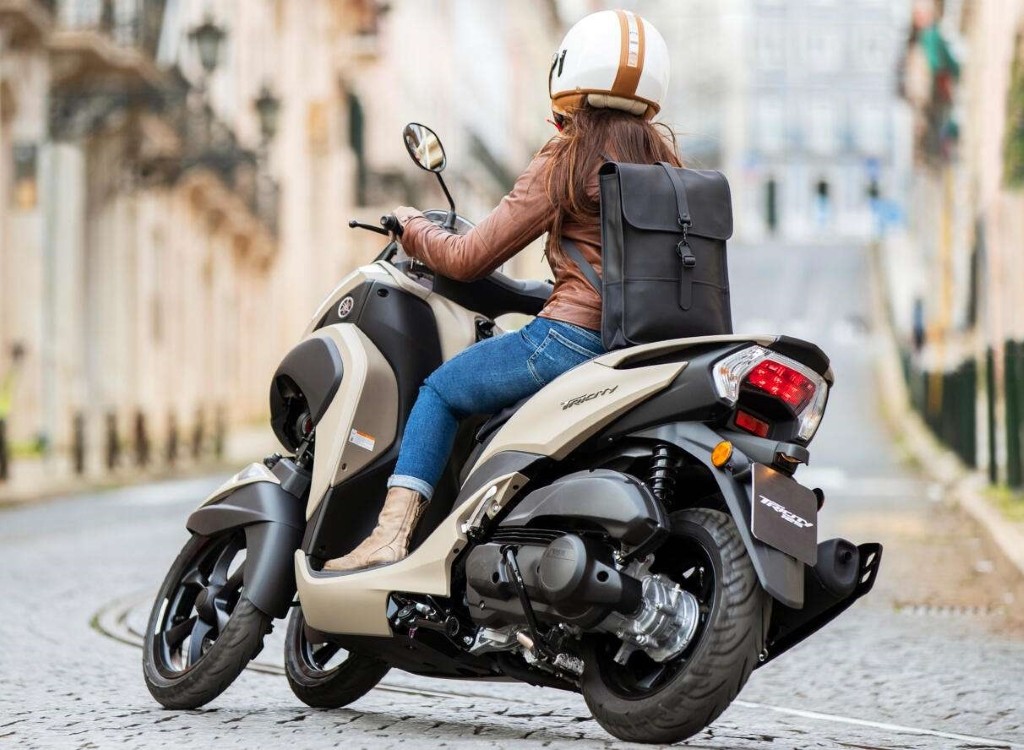 Xe tay ga 3 bánh Yamaha Tricity 125 2022MY được nâng cấp, cải thiện cảm giác lái ảnh 13