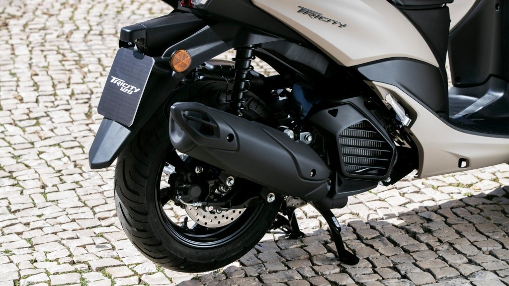Xe tay ga 3 bánh Yamaha Tricity 125 2022MY được nâng cấp, cải thiện cảm giác lái ảnh 4