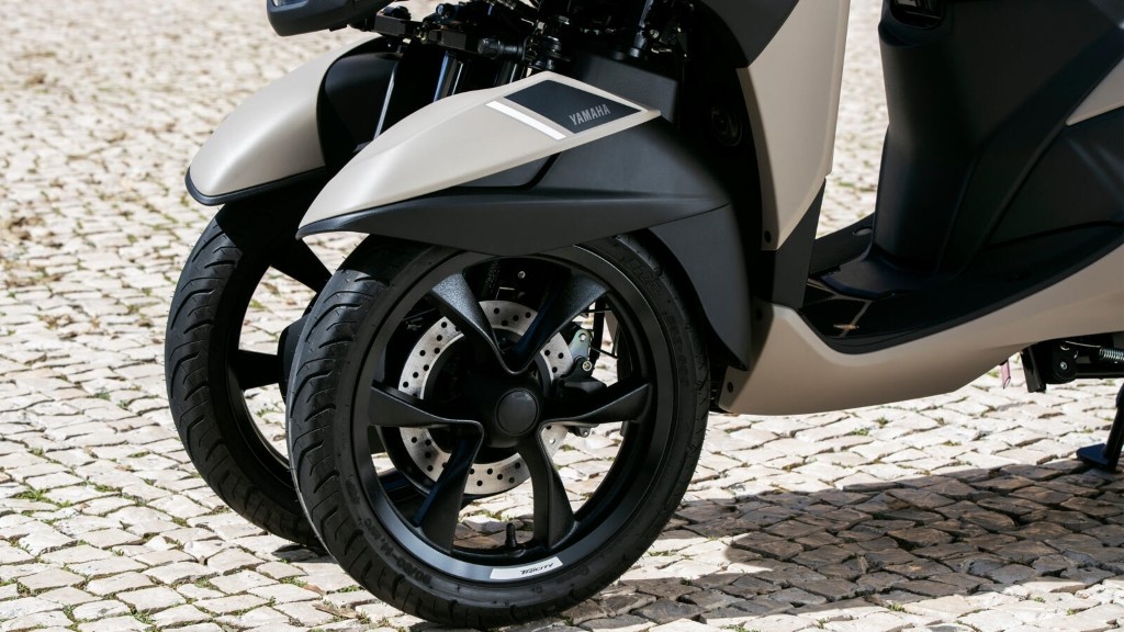 Xe tay ga 3 bánh Yamaha Tricity 125 2022MY được nâng cấp, cải thiện cảm giác lái ảnh 3