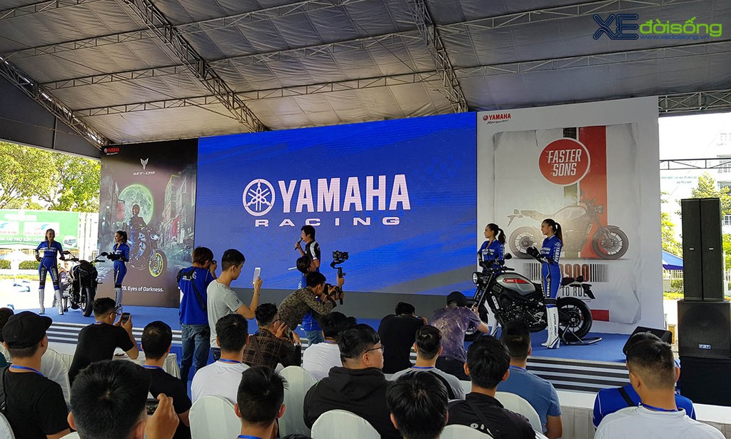 Cặp mô tô PKL chính hãng Yamaha MT-09 và XSR900 ra mắt Việt Nam ảnh 2
