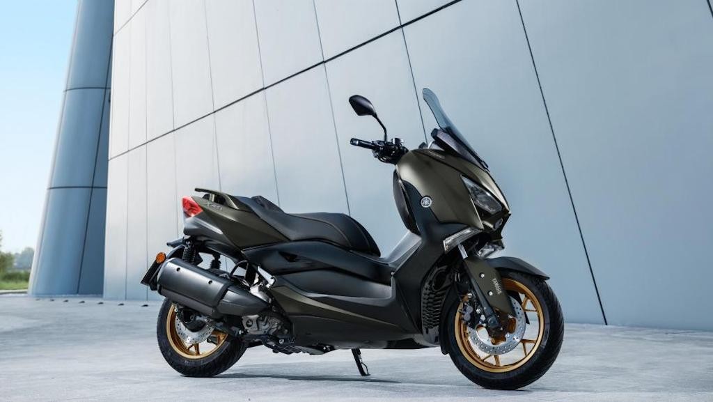 Trong khi Honda “thay máu” cho toàn bộ các mẫu xe ga maxi scooter cho năm 2021, Yamaha làm gì với Xmax? ảnh 5