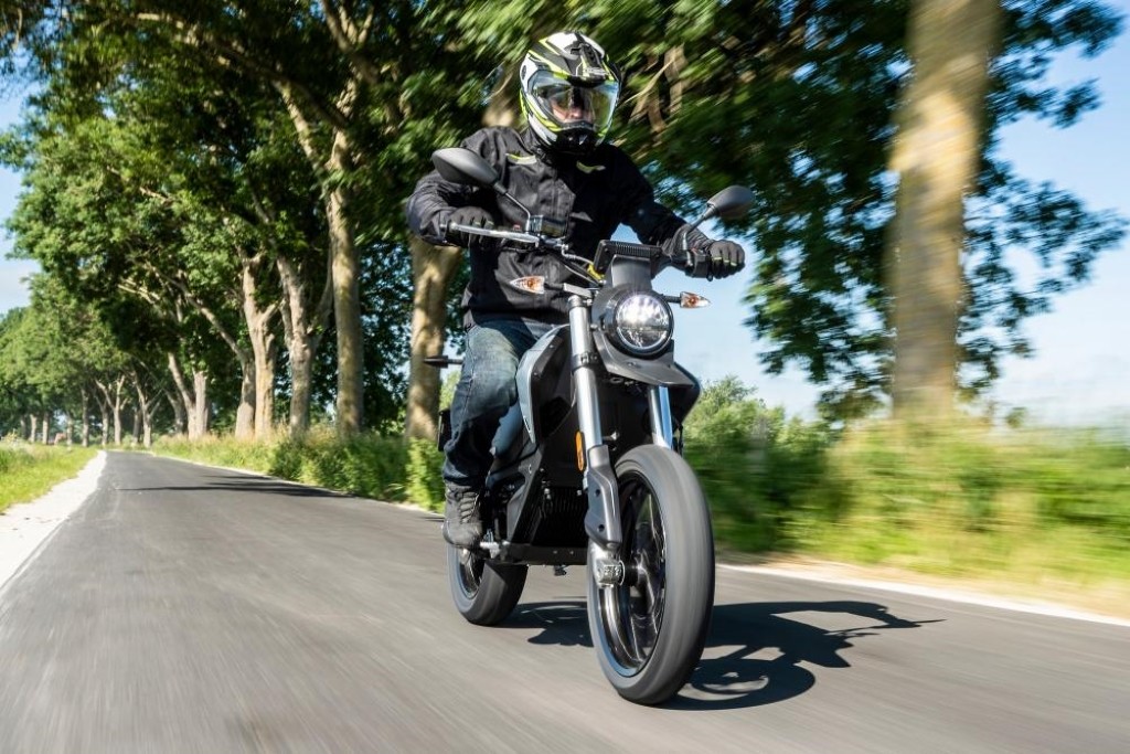 Zero Motorcycles ra mắt mẫu “cào cào” điện FXE dành riêng cho các tín đồ của supermoto ảnh 6