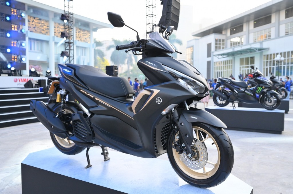 Hai mẫu tay ga cho “phái mạnh”: lựa chọn Yamaha NVX 155VVA hay Honda PCX 150? ảnh 1