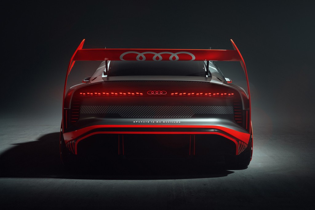 Ken Block có “vũ khí Gymkhana” mới Audi S1 Hoonitron, hàng triệu người mong chờ màn diễn mới ảnh 9