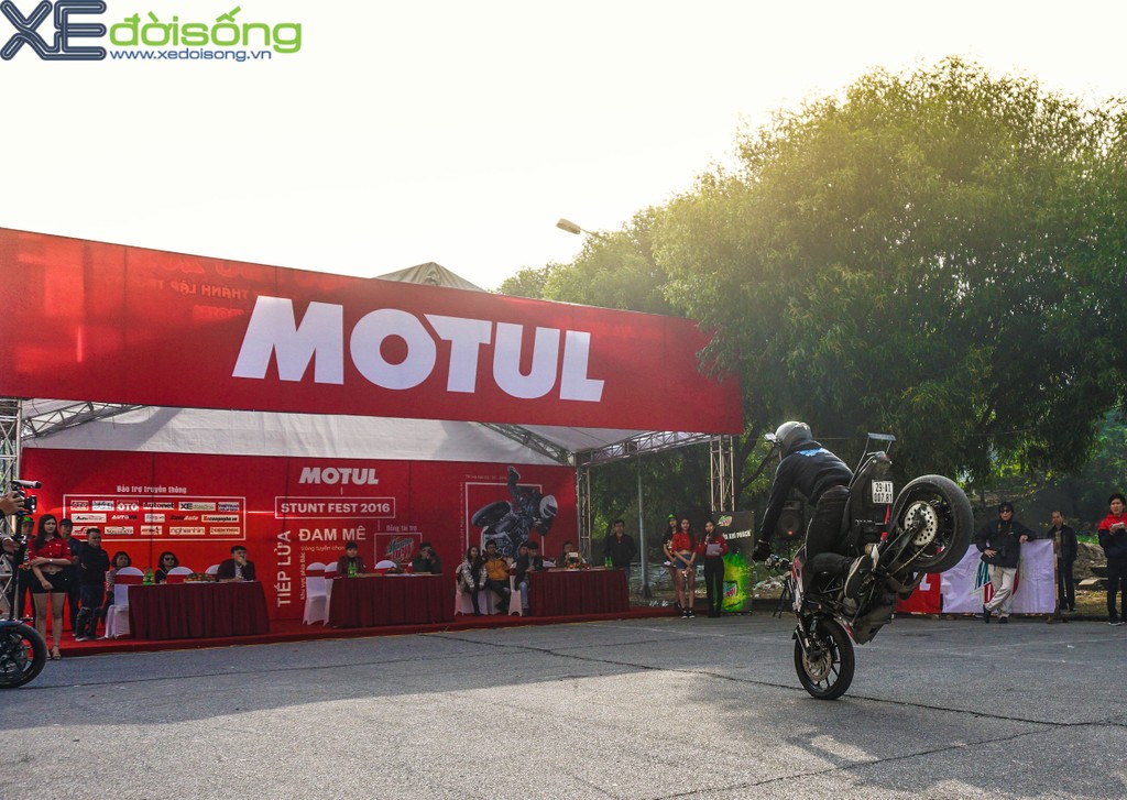 Biker Hà Nội tranh tài Motul Stunt Fest 2016 ảnh 6