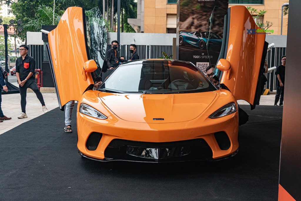 Showroom đầu tiên của McLaren tại Việt Nam chính thức đi vào hoạt động, trưng bày loạt xe hàng chục tỷ ảnh 5