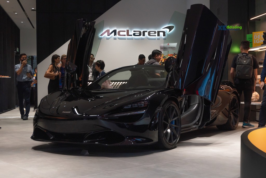 Showroom đầu tiên của McLaren tại Việt Nam chính thức đi vào hoạt động, trưng bày loạt xe hàng chục tỷ ảnh 2