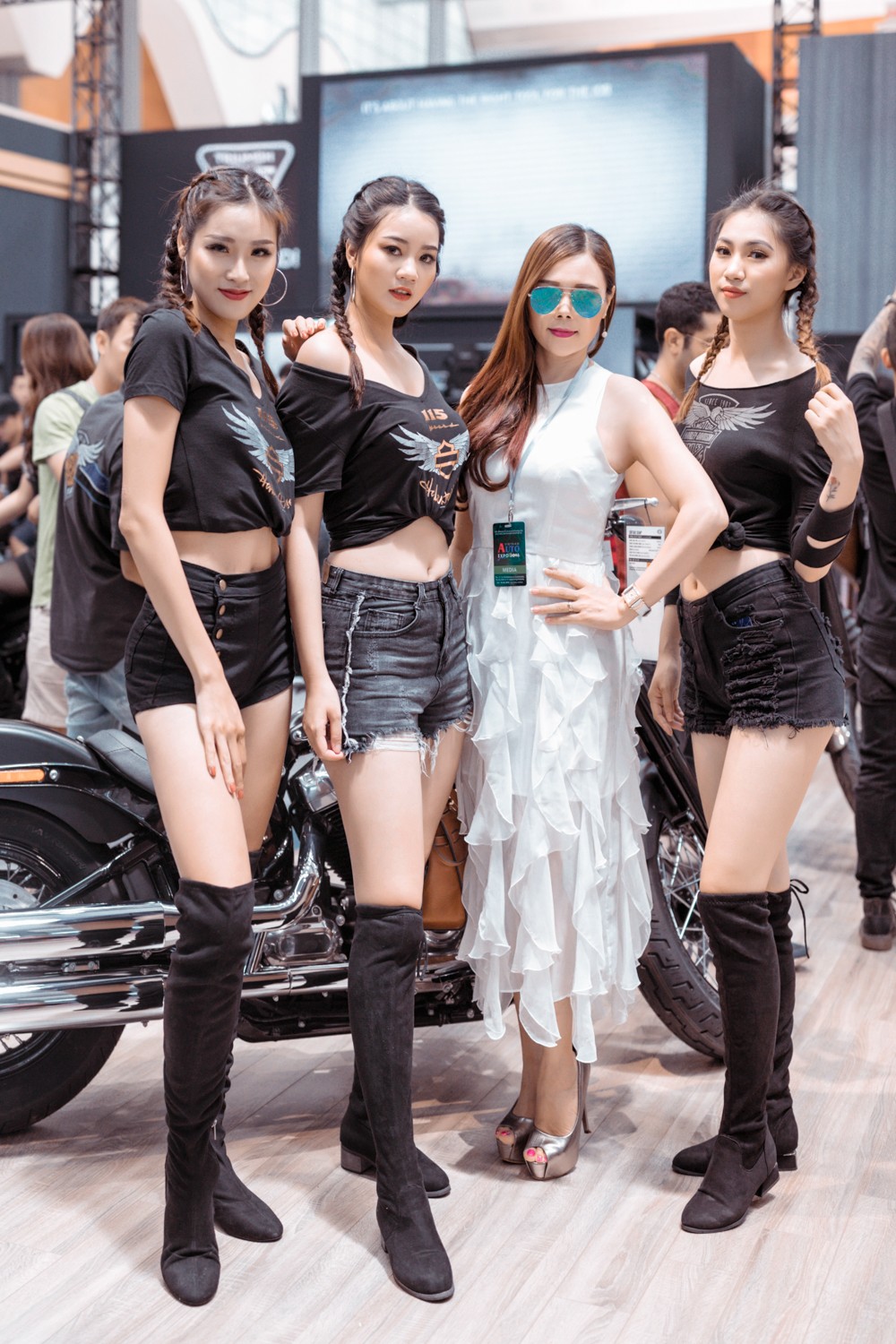 Nhan sắc của dàn người mẫu tại Vietnam Auto Expo 2018 ảnh 6