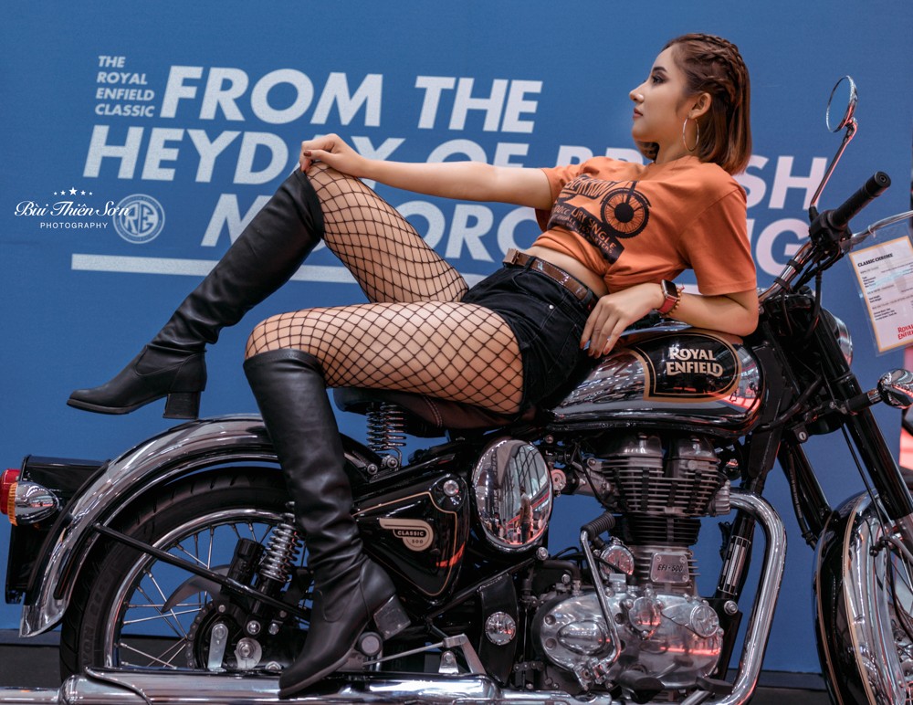 Nhan sắc của dàn người mẫu tại Vietnam Auto Expo 2018 ảnh 7