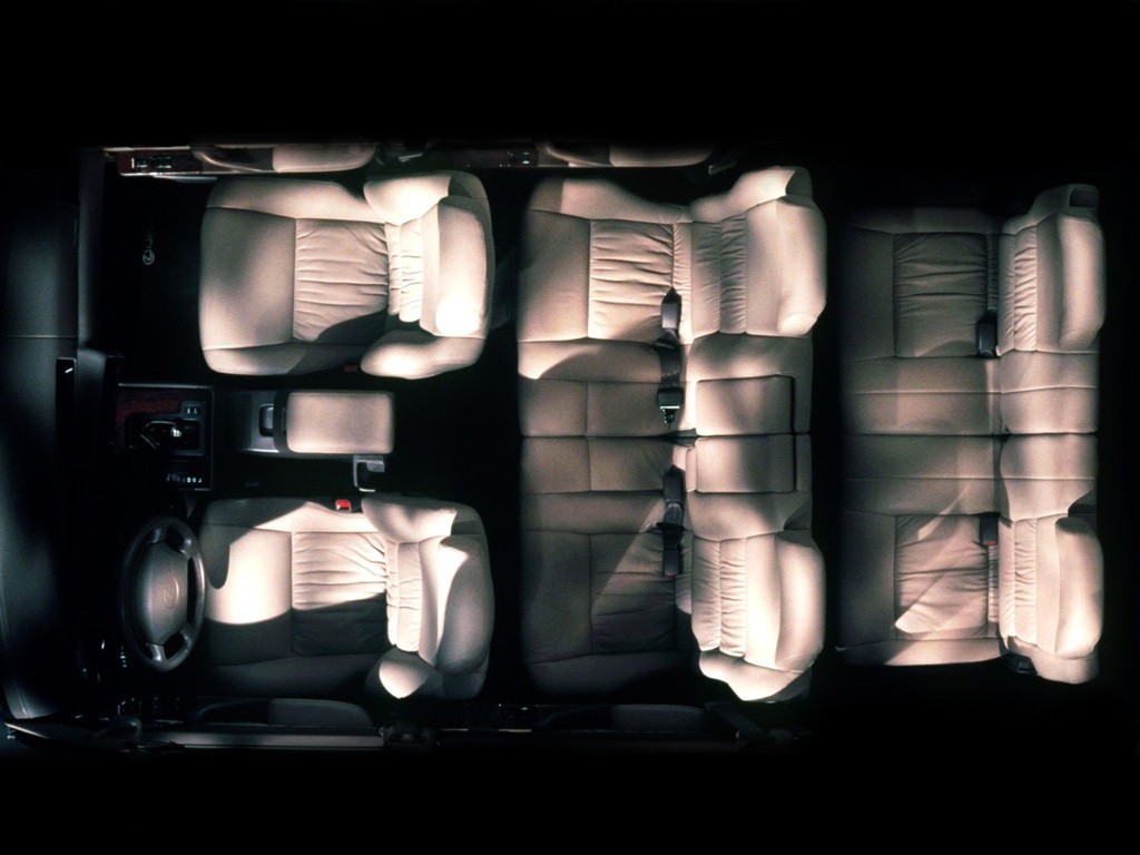 Dòng SUV cao cấp nhất Lexus LX phát triển ra sao (1) ảnh 2