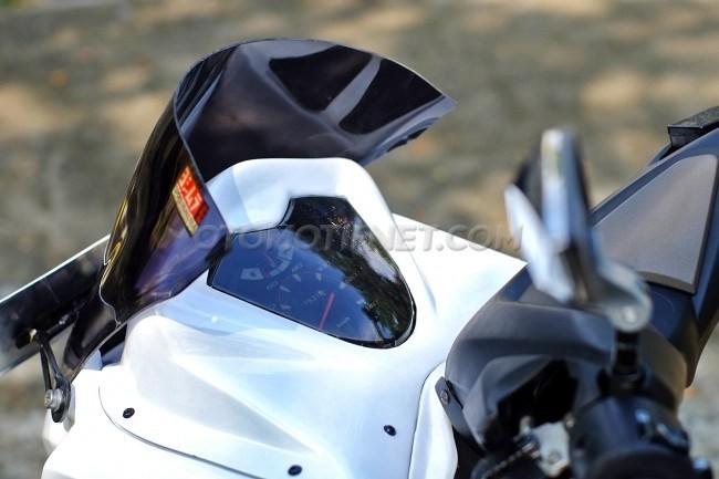 Lạ lẫm Honda Vision “lên đời” thành Yamaha Nmax ảnh 2
