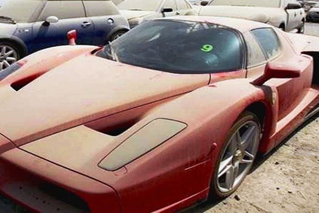 16 sự thật “đắng lòng” phía sau hàng ngàn siêu xe bị bỏ rơi, nằm trơ mình hứng cát bụi tại Dubai ảnh 17