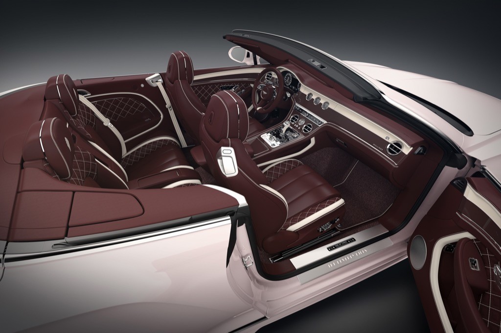 Chiêm ngưỡng bộ ba mui trần Bentley Continental GTC Speed đầy “sang chảnh”, màu pastel khiến các quý cô phát mê ảnh 4