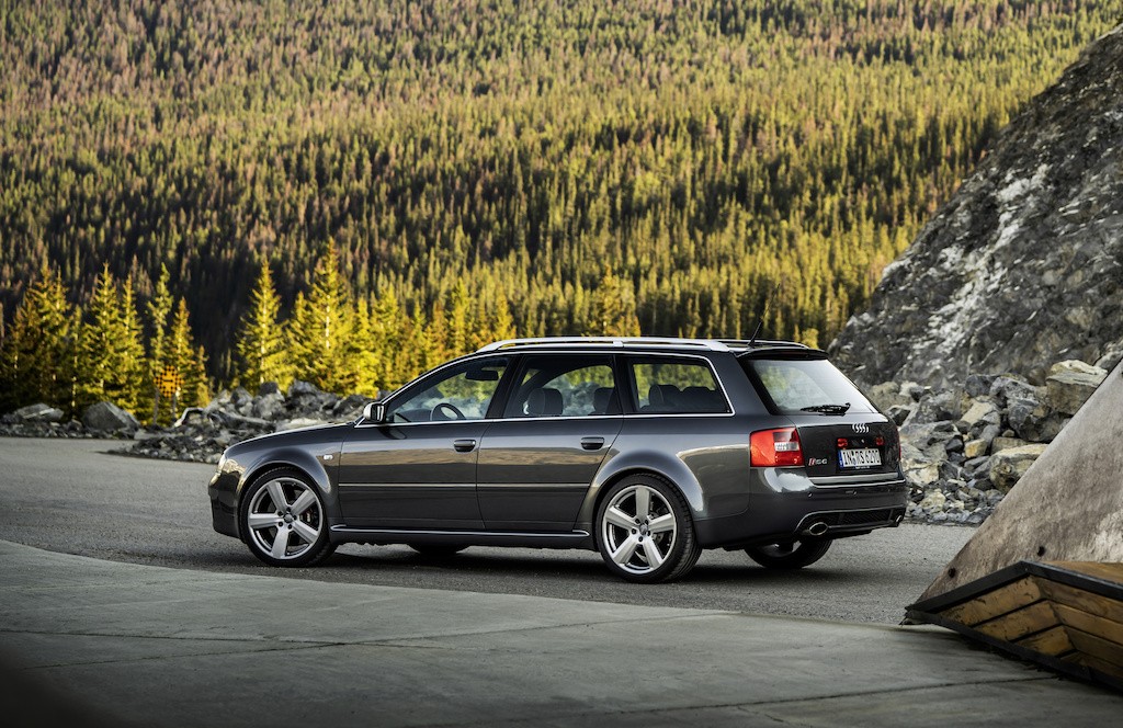 20 năm qua, Audi đã đặt ra quy chuẩn “siêu xe hàng ngày” với RS 6 như thế nào? ảnh 8