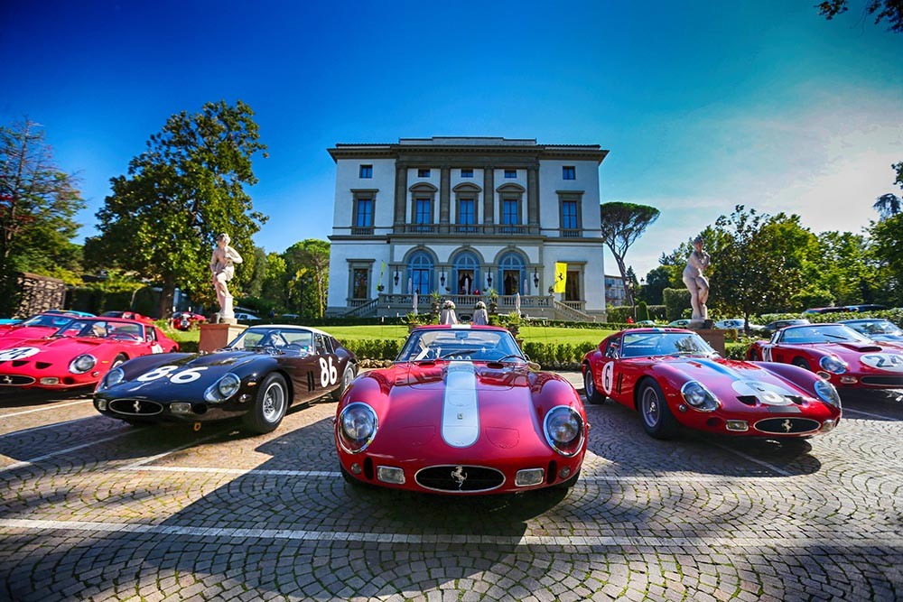 Mừng sinh nhật 55 năm mẫu xe đắt giá nhất Thế giới - Ferrari 250 GTO ảnh 1