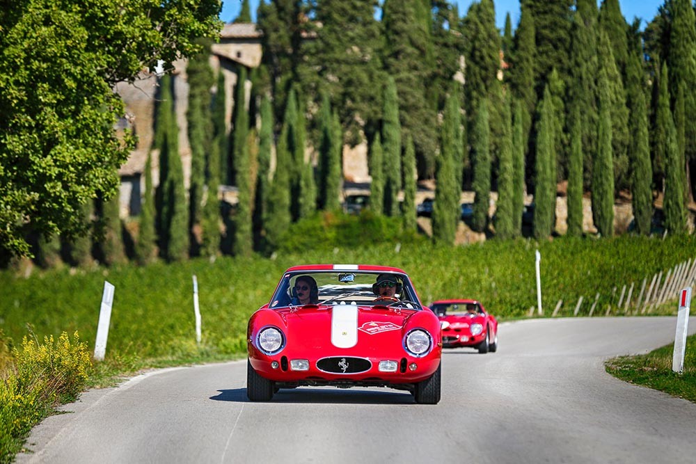 Mừng sinh nhật 55 năm mẫu xe đắt giá nhất Thế giới - Ferrari 250 GTO ảnh 4