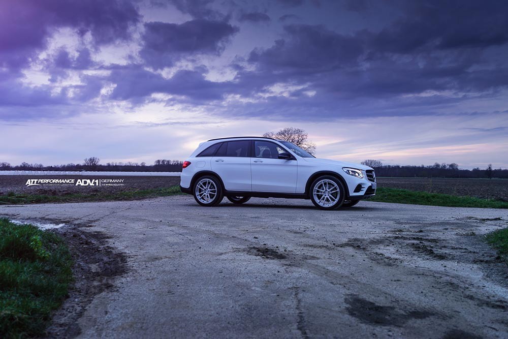 Mercedes-Benz GLC cách điệu với mâm ADV1 Track Spec ảnh 3