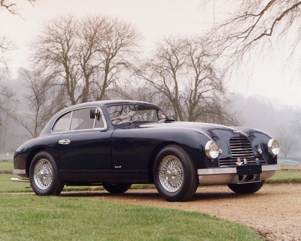 Aston Martin DB: 70 năm đẳng cấp xe GT Anh Quốc ảnh 2