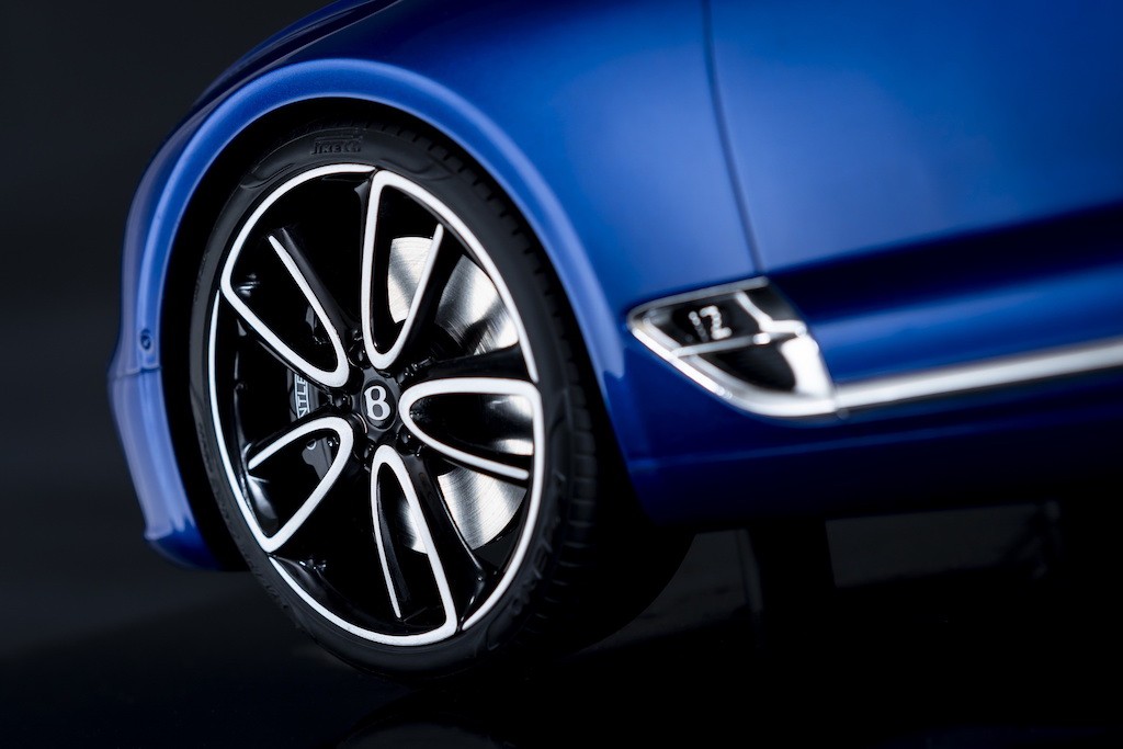 Mê mẩn ngắm nhìn những mô hình tinh xảo như thật của Bentley Continental GT, “té ngửa” khi nhìn mức giá ảnh 3