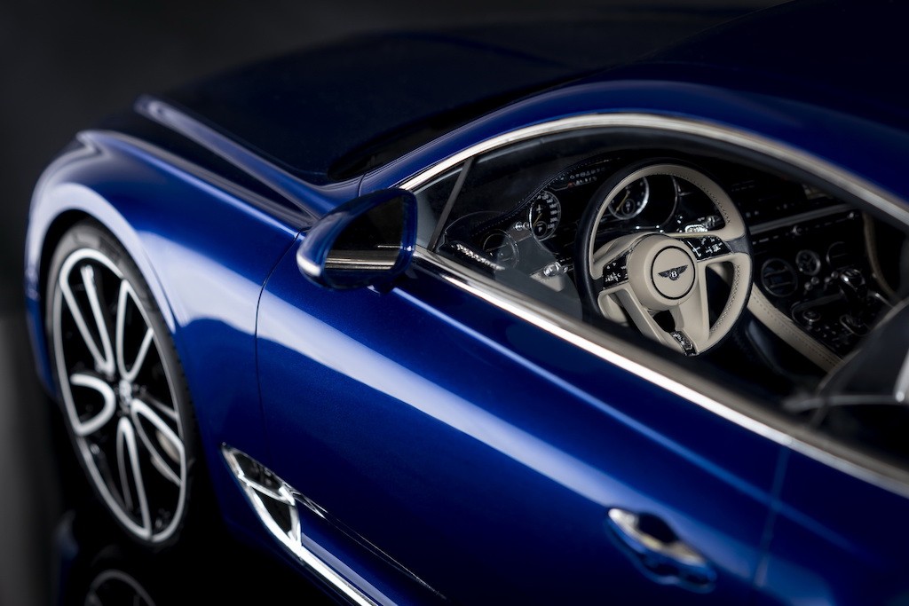 Mê mẩn ngắm nhìn những mô hình tinh xảo như thật của Bentley Continental GT, “té ngửa” khi nhìn mức giá ảnh 6