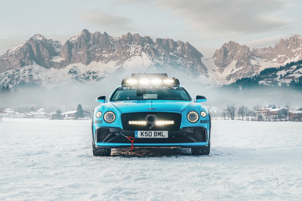 Sau núi cao, Bentley lại chuẩn bị đem coupe siêu sang đi đua ở mặt băng giá lạnh ảnh 8