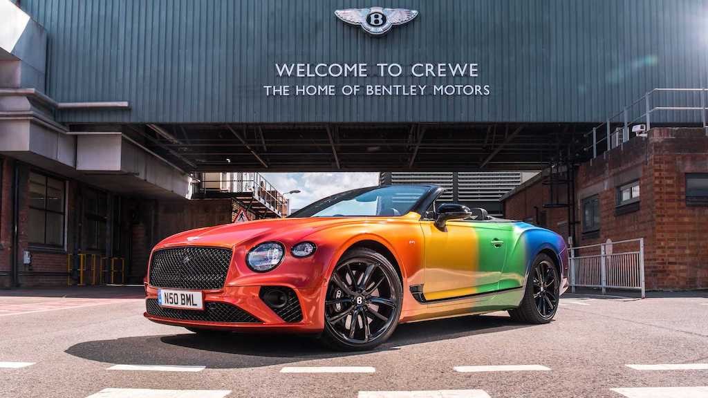 Tôn trọng giới tính LGBT, Bentley tạo ra mui trần Continental GT mang 7 sắc cầu vồng ảnh 9