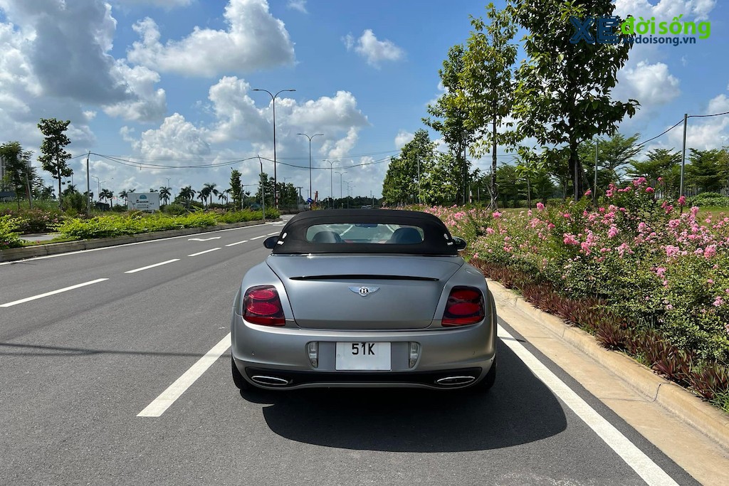 Ngắm xe siêu sang, siêu tốc mui trần Bentley Continental Supersports Convertible độc nhất Việt Nam ảnh 6