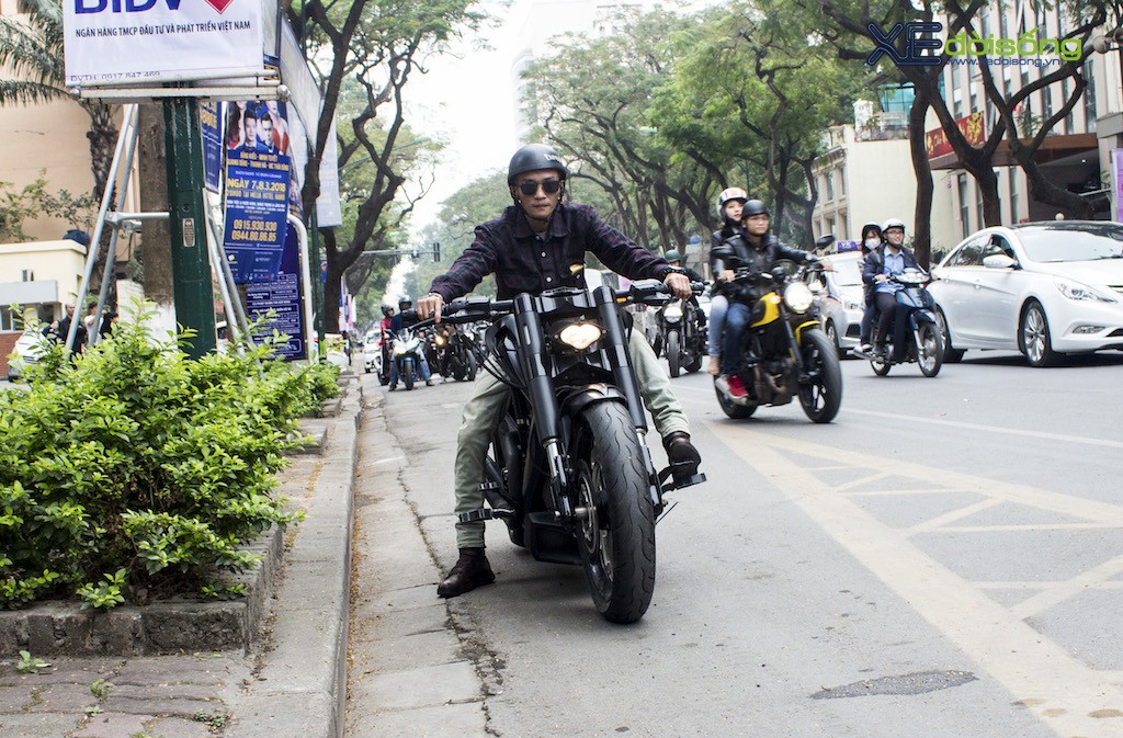 Chùm ảnh: Hàng chục biker Hà Nội đi chơi xuân mùng 3 Tết ảnh 12