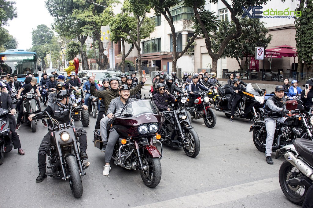 Chùm ảnh: Hàng chục biker Hà Nội đi chơi xuân mùng 3 Tết ảnh 8