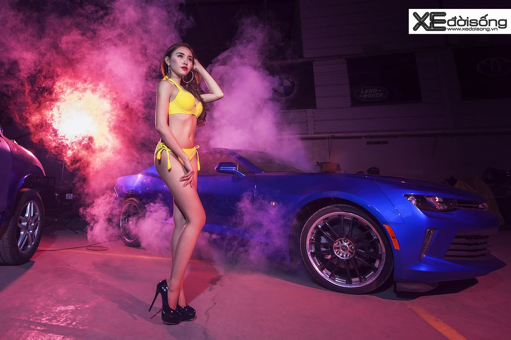 Người mẫu Lương Lê nóng bỏng đọ dáng Chevrolet Camaro 2017  ảnh 3