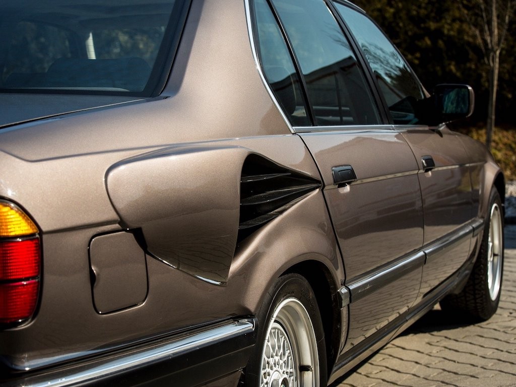 Đã từng có thời BMW định nhồi động cơ “siêu to khổng lồ” này vào 7 Series! ảnh 5