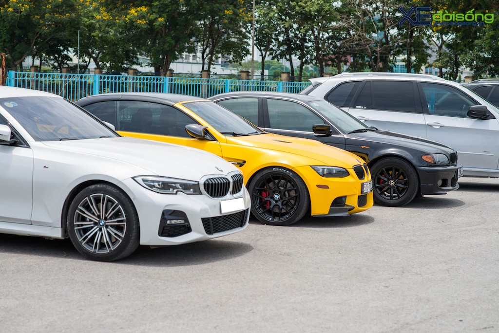 Hàng chục “xế hộp” BMW hội tụ tại Hà Nội, chào mừng thành lập câu lạc bộ BMW lớn nhất Việt Nam ảnh 12