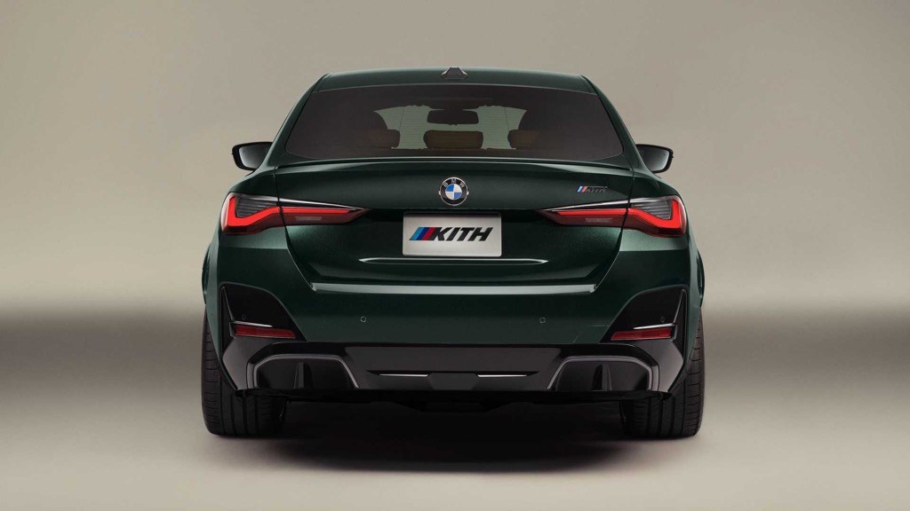 BMW lại bắt tay với hãng thời trang Kith, làm xe điện i4 M50 siêu hiếm  ảnh 3