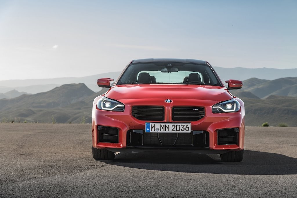 Ra mắt BMW M2 thế hệ mới: thiết kế lại gây tranh cãi nhưng không ai phủ nhận rằng lái “sướng“! ảnh 1