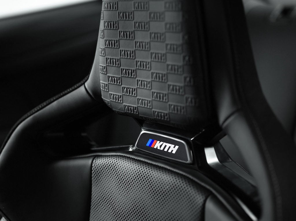 Vừa ra mắt, “xế hộp” thể thao BMW M4 thế hệ mới đã bị mổ xẻ với nội thất thời trang ảnh 12