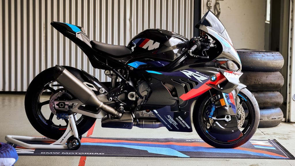 Superbike BMW M 1000 RR 2023 tập trung tối ưu tính khí động học thay vì sức mạnh động cơ ảnh 2