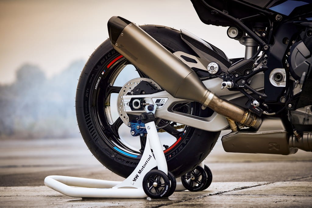 Superbike BMW M 1000 RR 2023 tập trung tối ưu tính khí động học thay vì sức mạnh động cơ ảnh 9