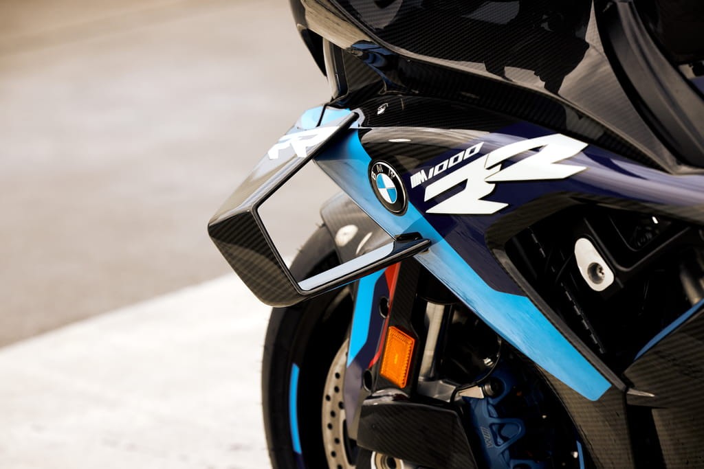 Superbike BMW M 1000 RR 2023 tập trung tối ưu tính khí động học thay vì sức mạnh động cơ ảnh 3