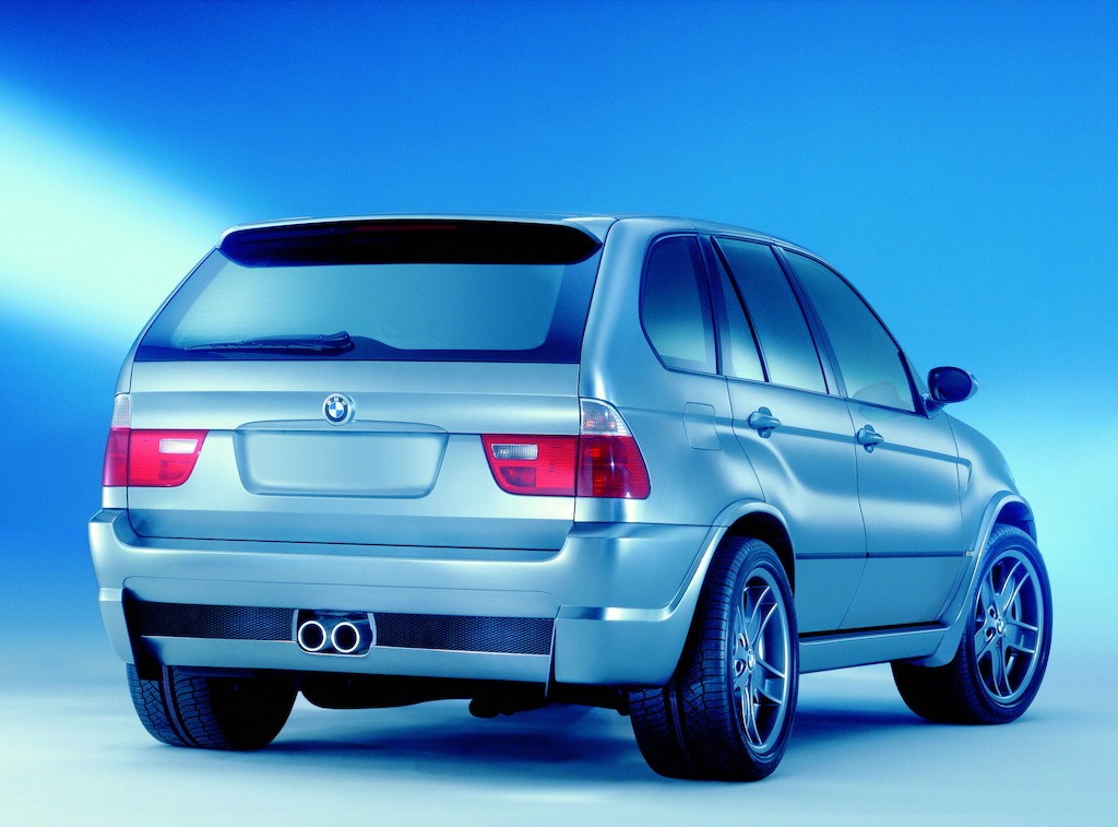 X5 M đã đủ xếp vào hàng siêu SUV, nhưng cách đây hơn 20 năm hoá ra BMW còn tạo ra xe “khủng” hơn! ảnh 2