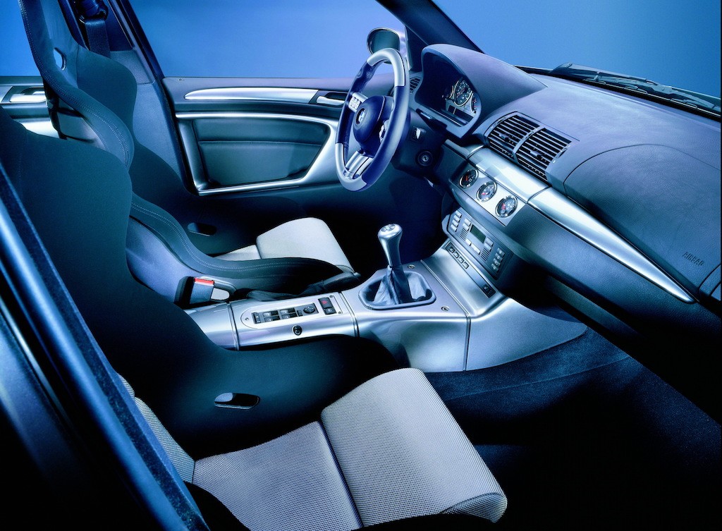 X5 M đã đủ xếp vào hàng siêu SUV, nhưng cách đây hơn 20 năm hoá ra BMW còn tạo ra xe “khủng” hơn! ảnh 3
