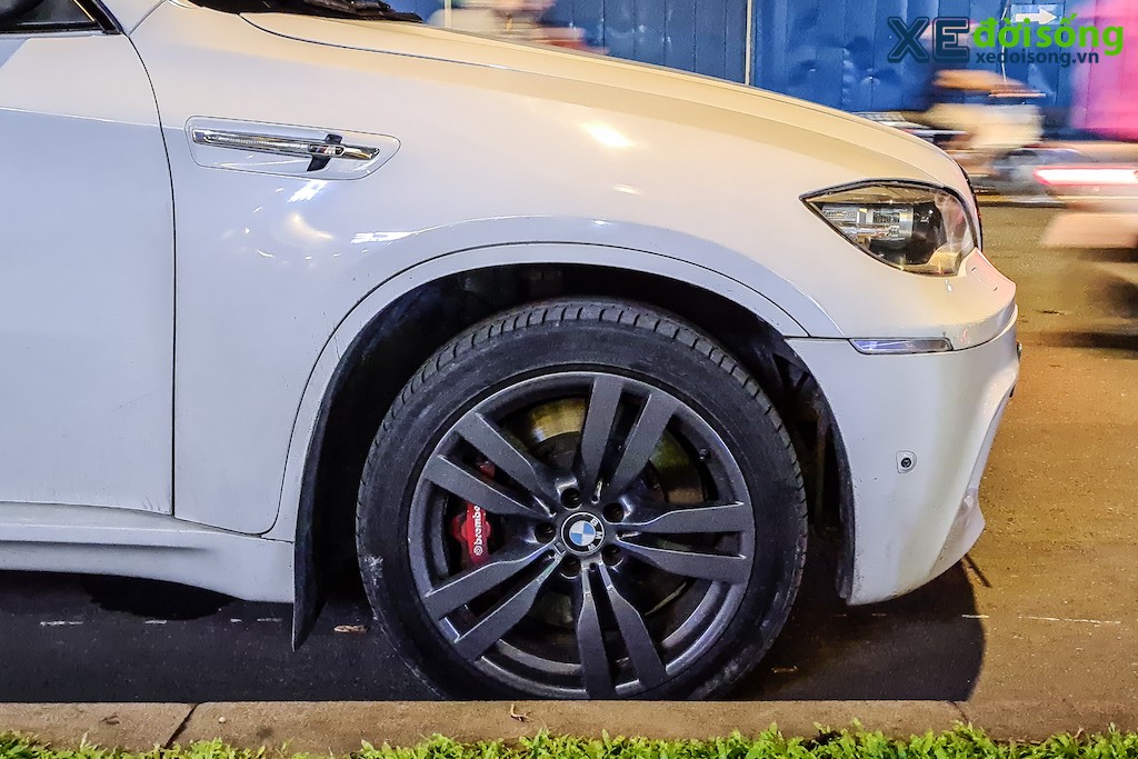 Bắt gặp SUV hiệu năng cao BMW X6 M thế hệ E71 độc nhất Việt Nam ảnh 4