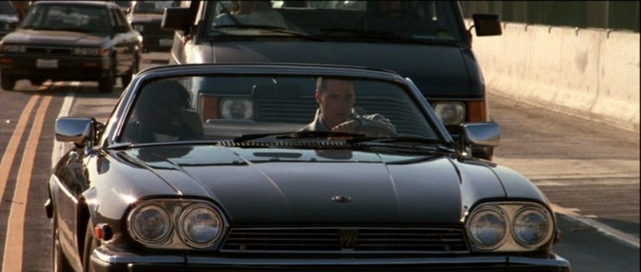 Những mẫu xe hơi đình đám gắn liền với tài tử Keanu Reeves 