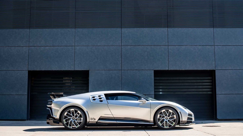 Siêu phẩm Bugatti Centodieci độc nhất Thế giới “tìm về cội nguồn”, so dáng cùng tiền nhiệm EB110SS đặc biệt không kém ảnh 10