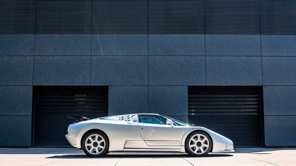Siêu phẩm Bugatti Centodieci độc nhất Thế giới “tìm về cội nguồn”, so dáng cùng tiền nhiệm EB110SS đặc biệt không kém ảnh 9