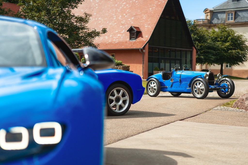 “French Racing Blue”: yếu tố đặc biệt của Bugatti trong cả quá khứ, hiện tại và tương lai ảnh 3