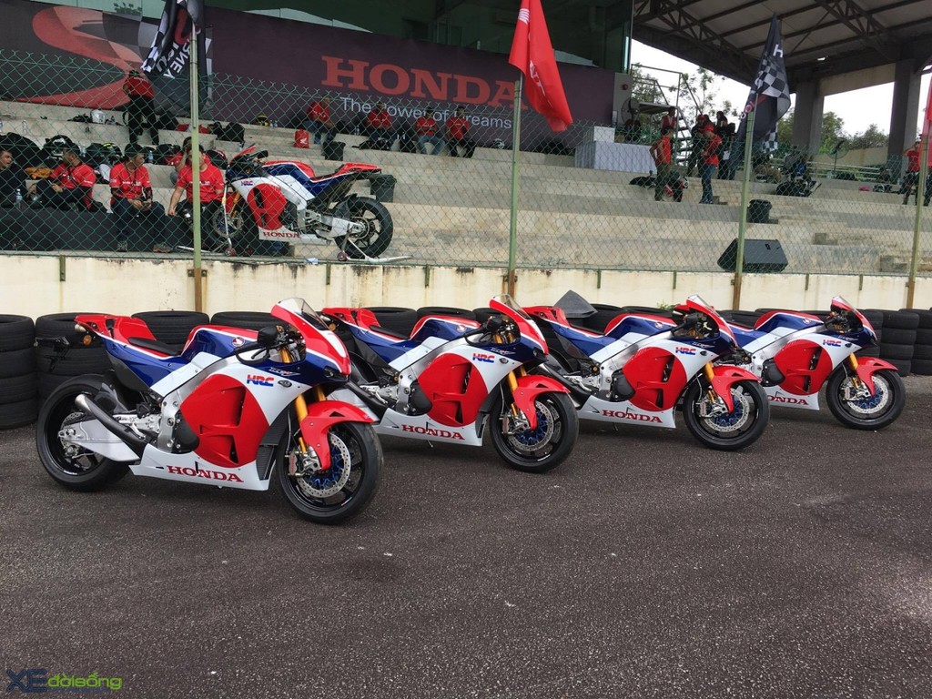 Biker Việt trải nghiệm siêu mô tô Honda RC213V-S trị giá hàng tỉ đồng ảnh 3