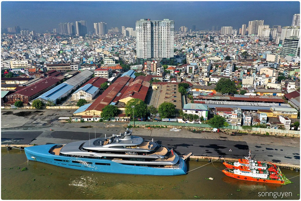 Tìm hiểu siêu du thuyền 98m AVIVA 150 triệu USD cập cảng Sài Gòn ảnh 13
