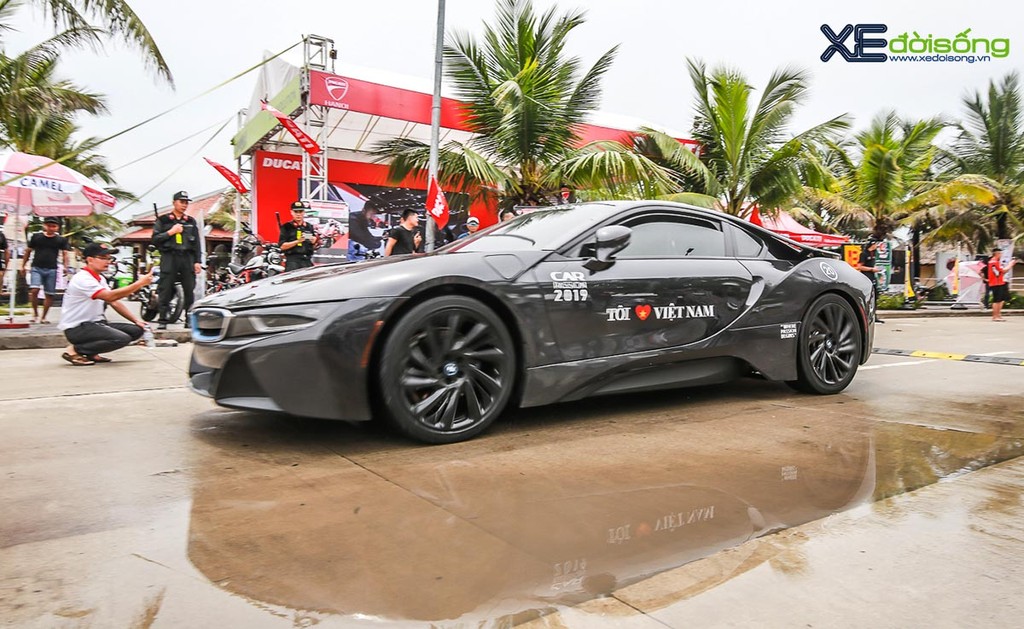 Cận cảnh đoàn siêu xe Car Passion 2019 tại Tuần Châu, Hạ Long ảnh 18