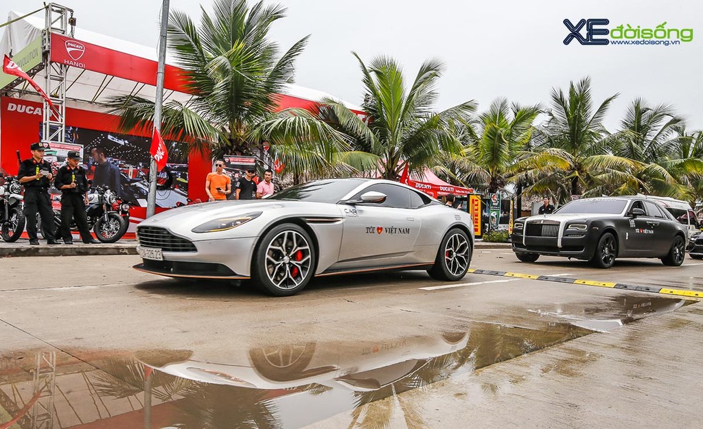 Cận cảnh đoàn siêu xe Car Passion 2019 tại Tuần Châu, Hạ Long ảnh 22